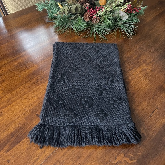 Louis Vuitton Accessories - Louis Vuitton Scarf